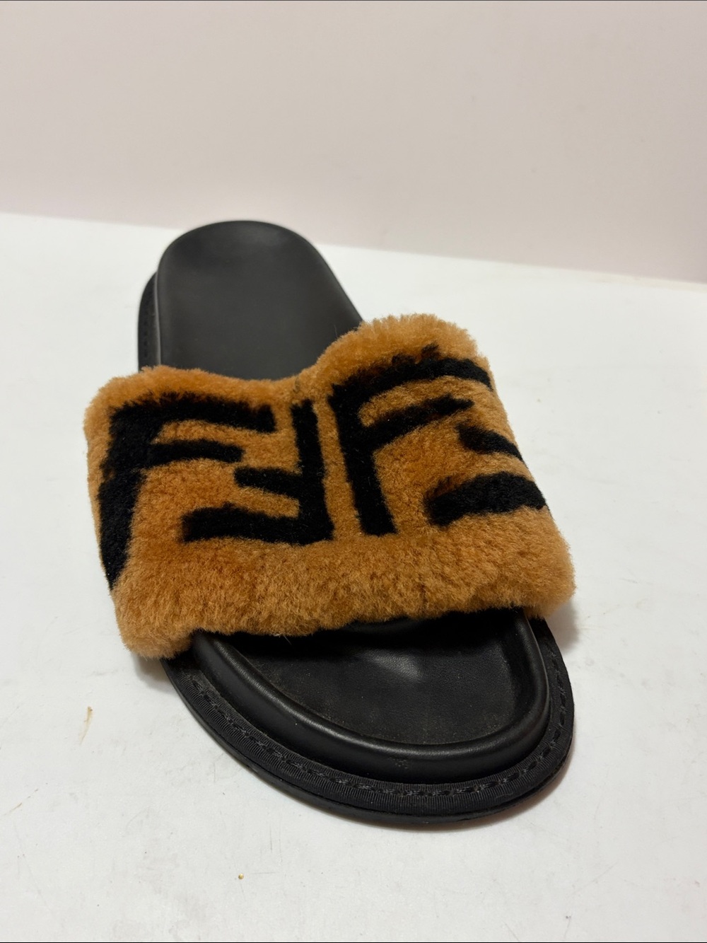 Fendi FF Fur Amputee RIGHT FOOT ONE SHOE ONLY brown & black slides Sz 38 EUR 8 U